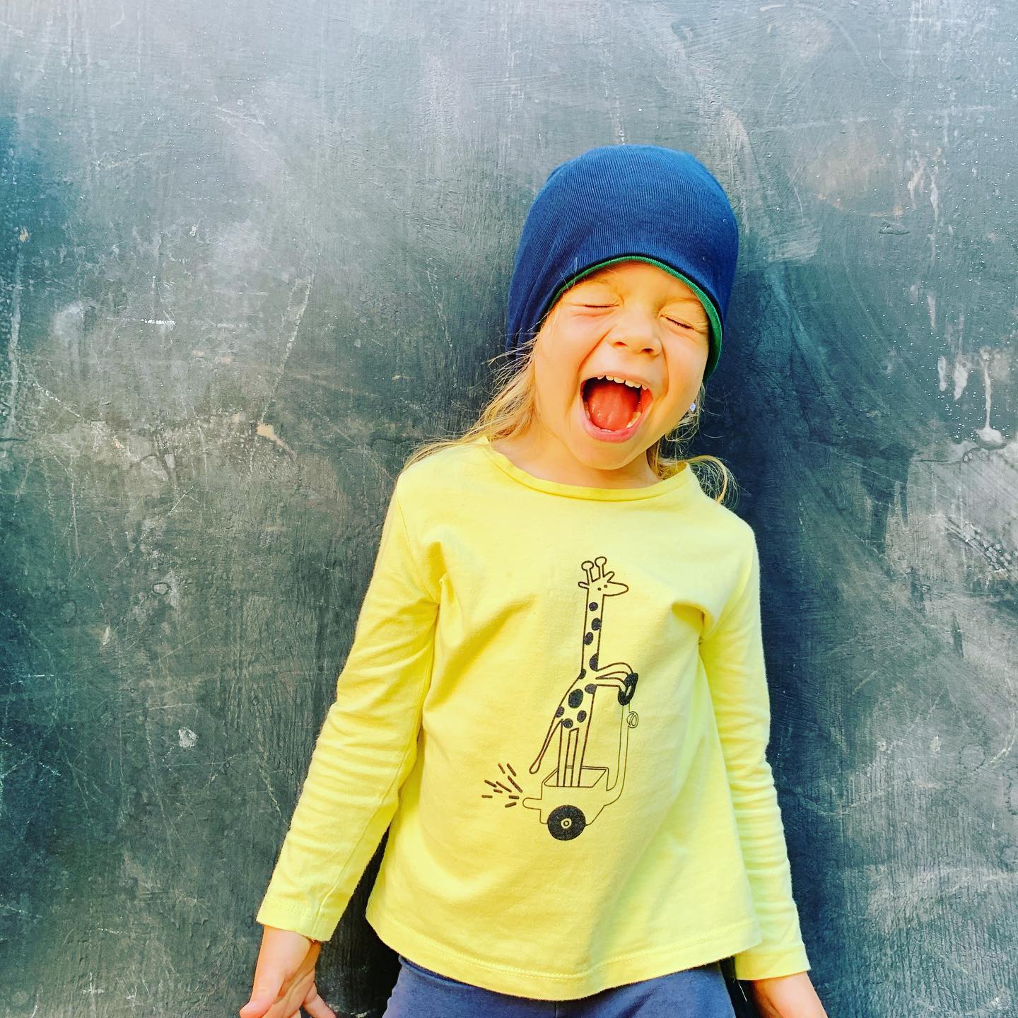 Yellow Giraffe - Long Sleeved T-shirt