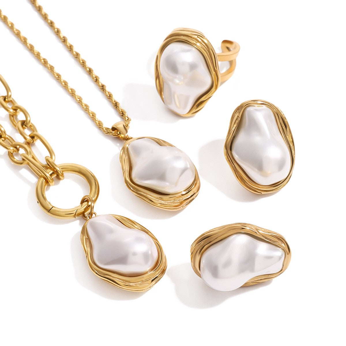 Baroque Pearl Necklace