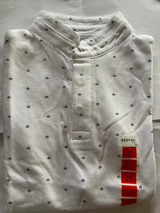 White Mandarin collar tshirt