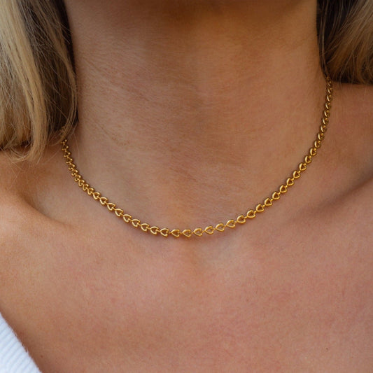 Bijoux Gold Dainty Necklace